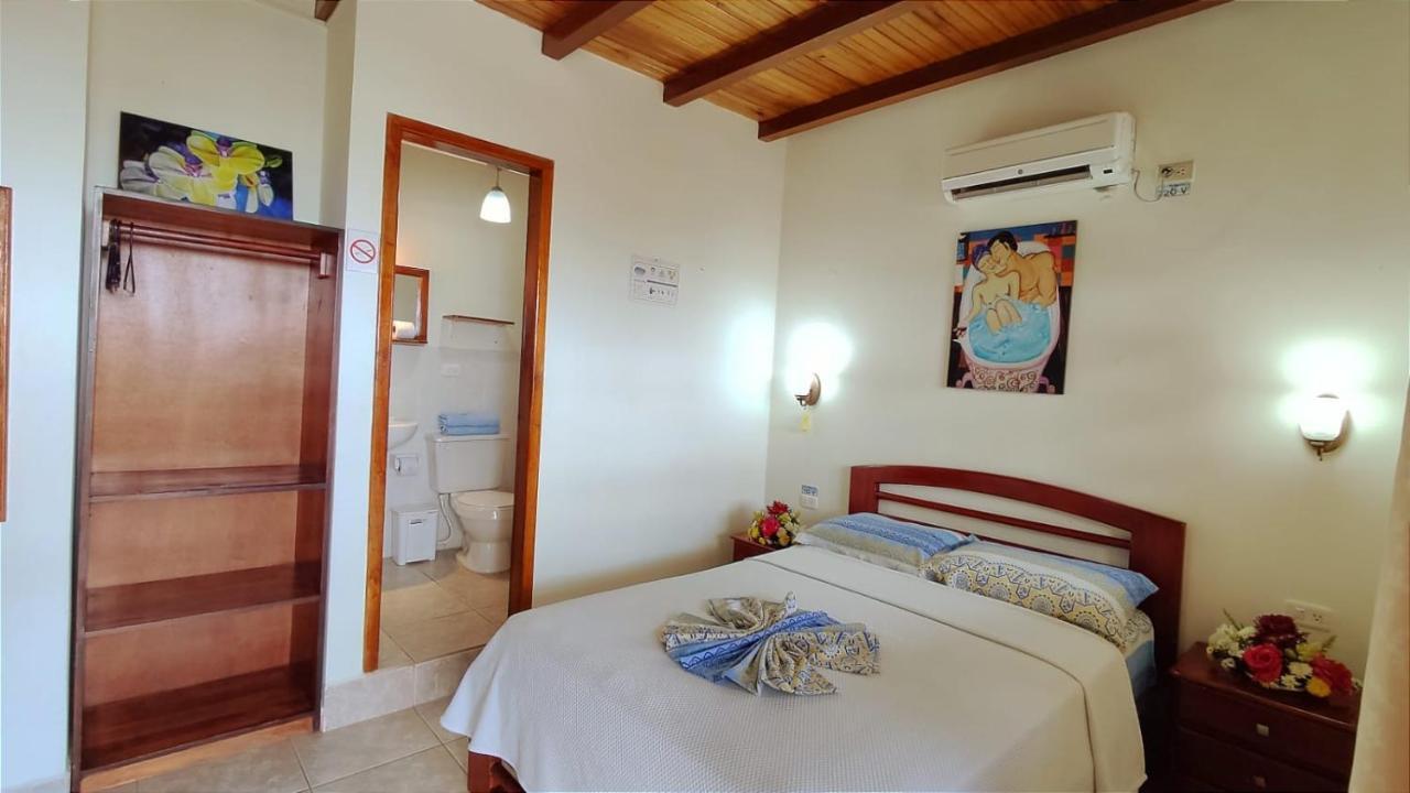 Hotel Cielo Azul Atacames Bagian luar foto