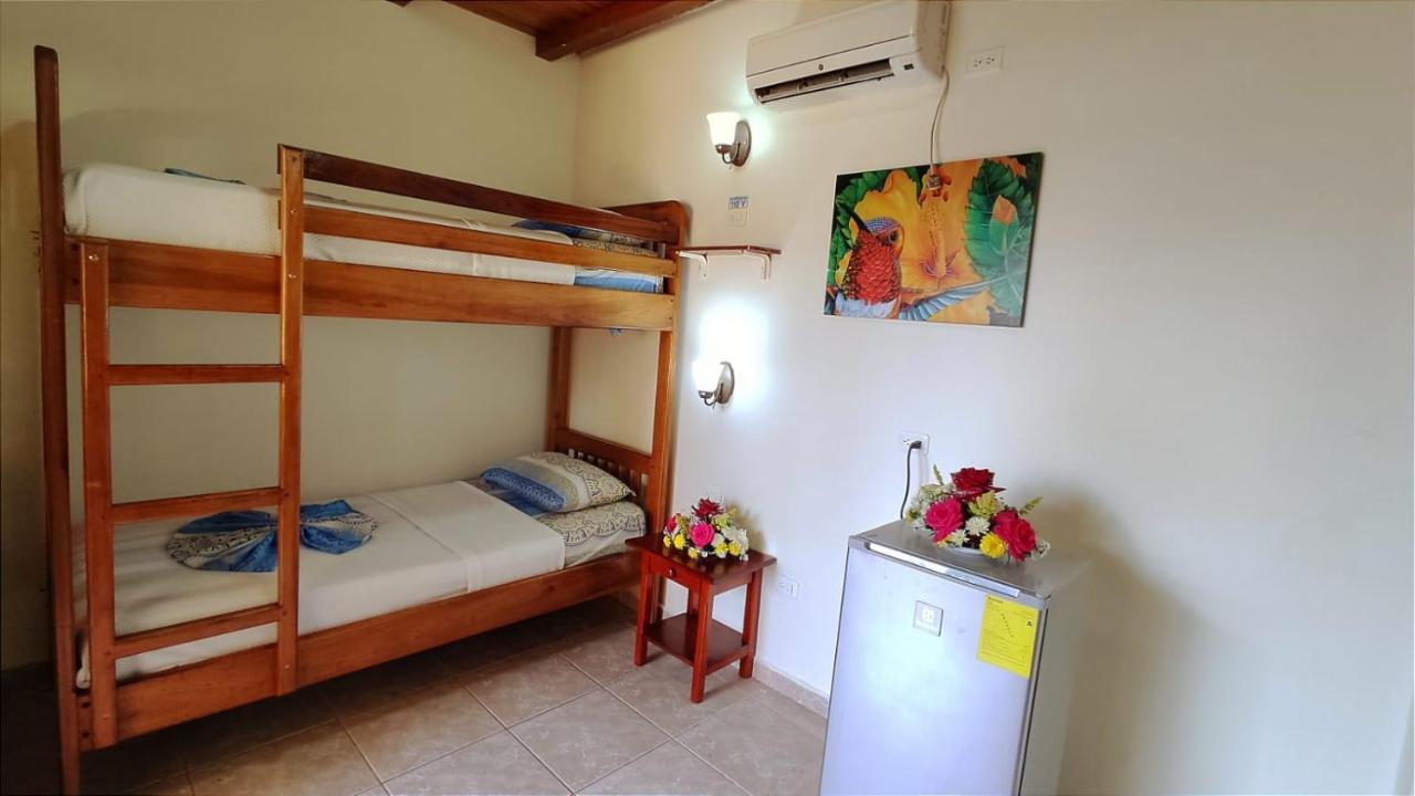 Hotel Cielo Azul Atacames Bagian luar foto