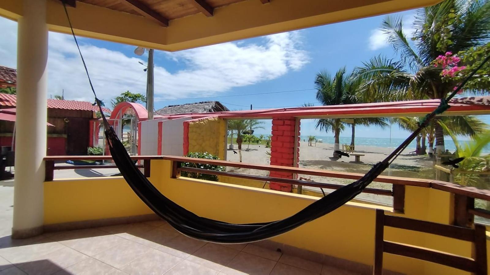 Hotel Cielo Azul Atacames Bagian luar foto