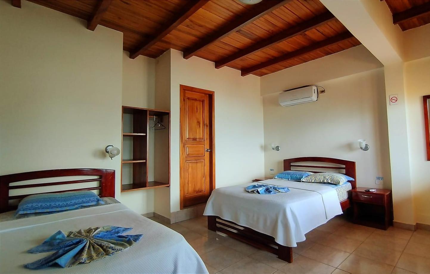 Hotel Cielo Azul Atacames Bagian luar foto