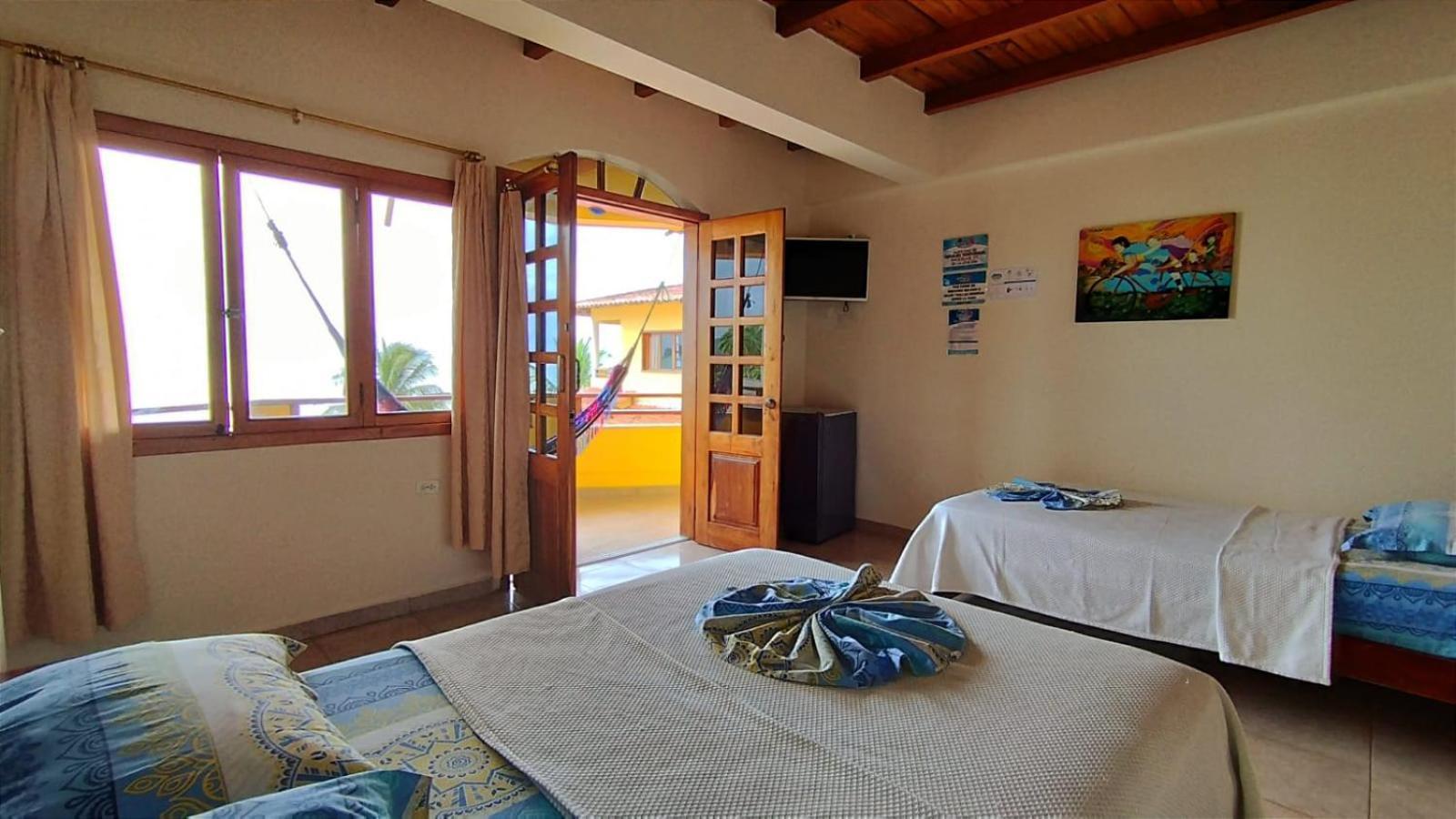Hotel Cielo Azul Atacames Bagian luar foto