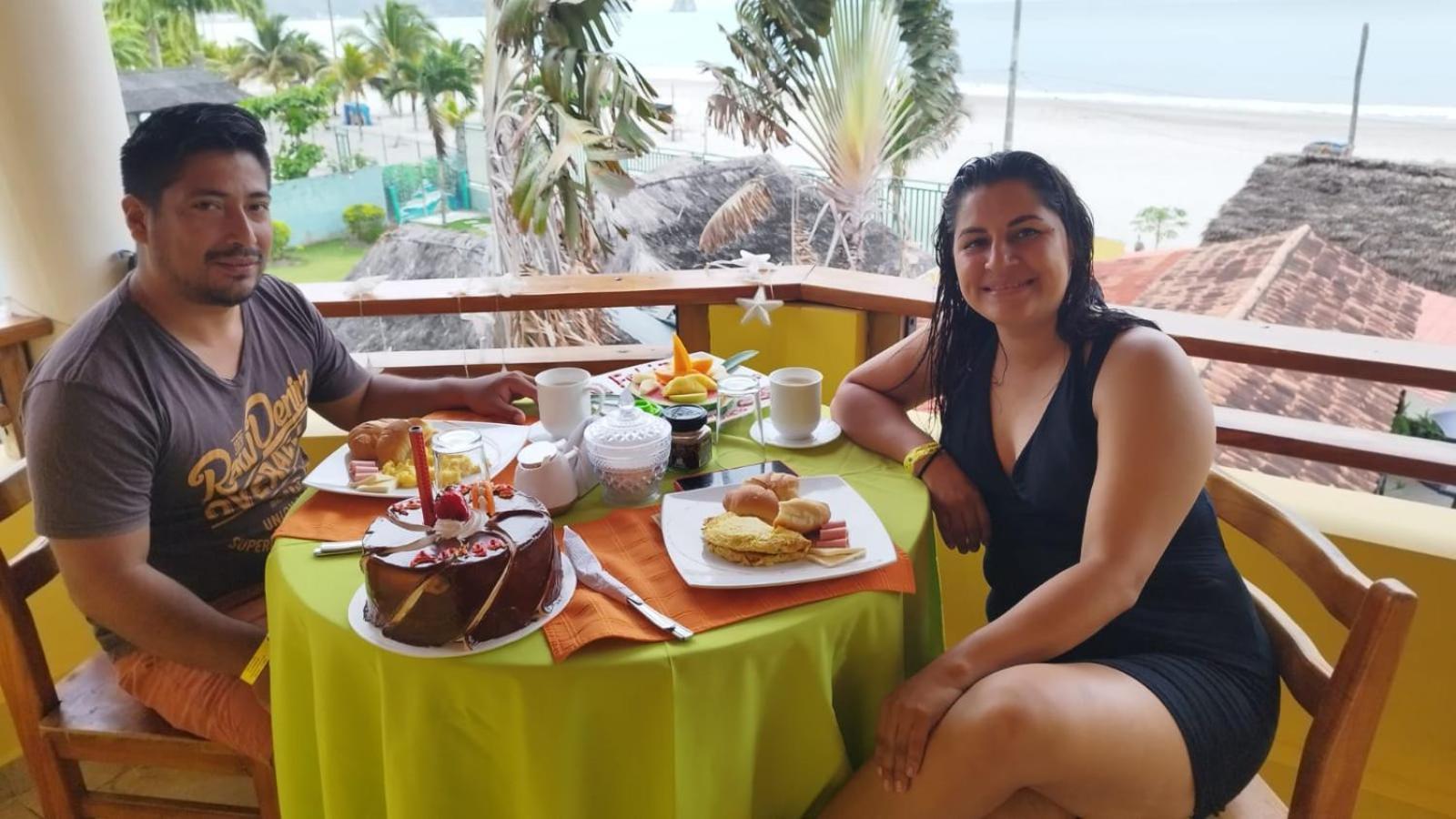 Hotel Cielo Azul Atacames Bagian luar foto