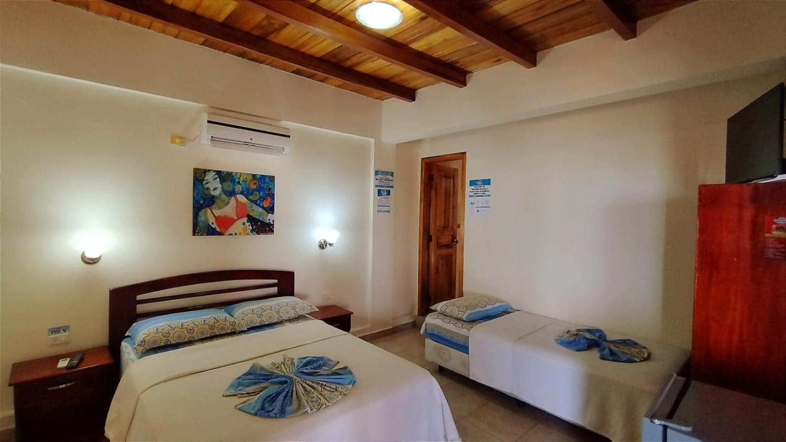 Hotel Cielo Azul Atacames Bagian luar foto